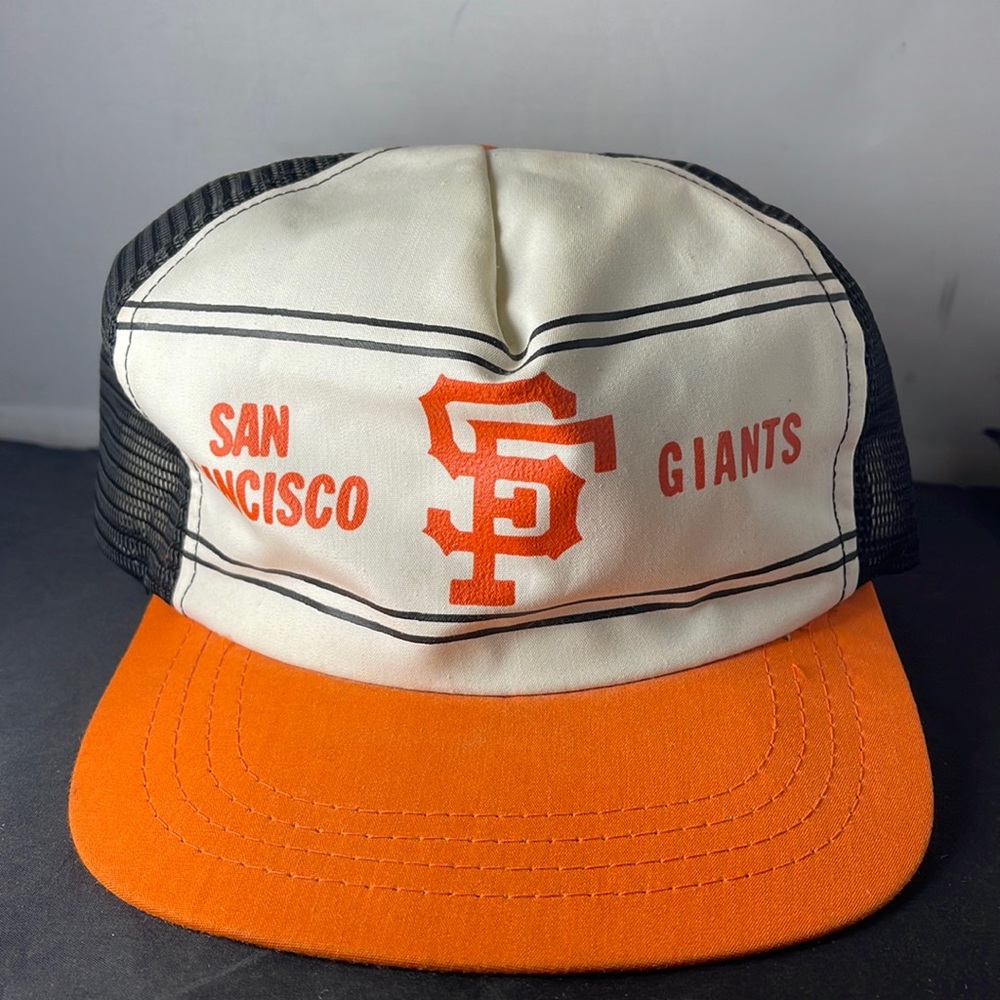 Vintage San Francisco Giants Hat SnapBack MLB Trucker hat Medium adjustable